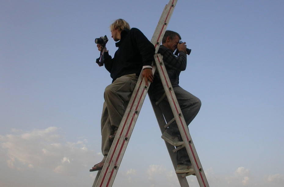 Tell Schech Hamad, Fotografieren der Grabungsbefunde von einer Leiter aus
Quelle: Bilderarchiv Tell Schech Hamad