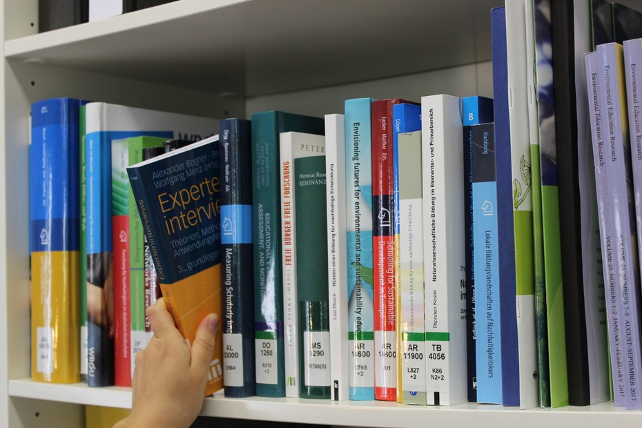 In der Bibliothek