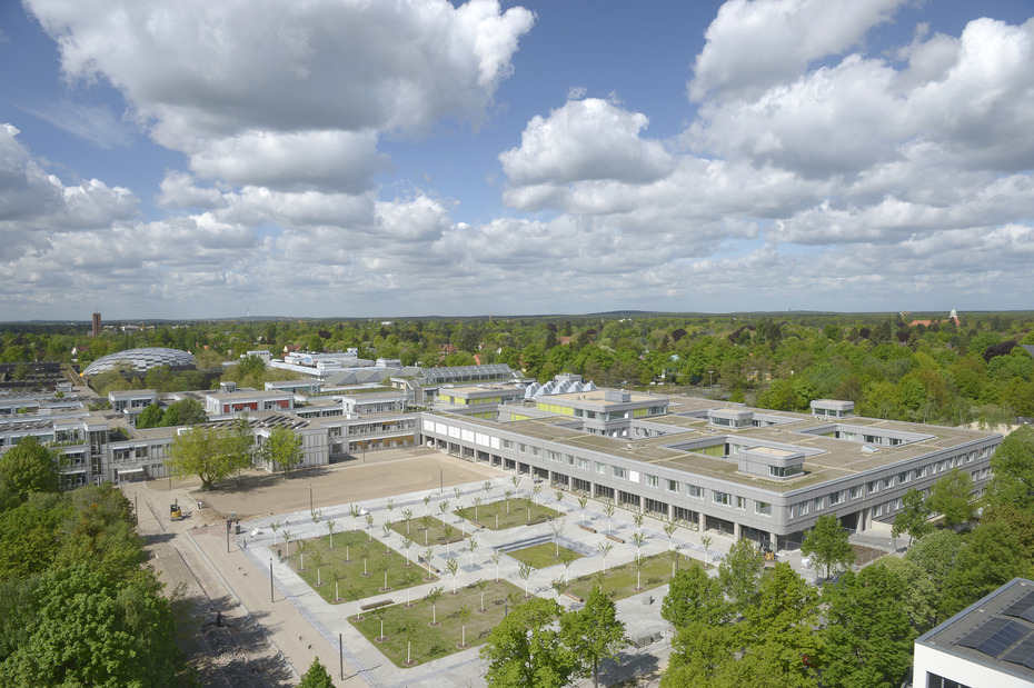 "Neubau Kleine Fächer" und Campus Library
Source: Bernd Wannenmacher