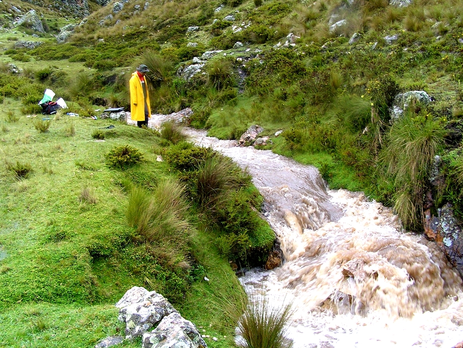 Hochwasser in einem Kopfeinzugsgebiet in den Anden Perus
Quelle: J. Krois