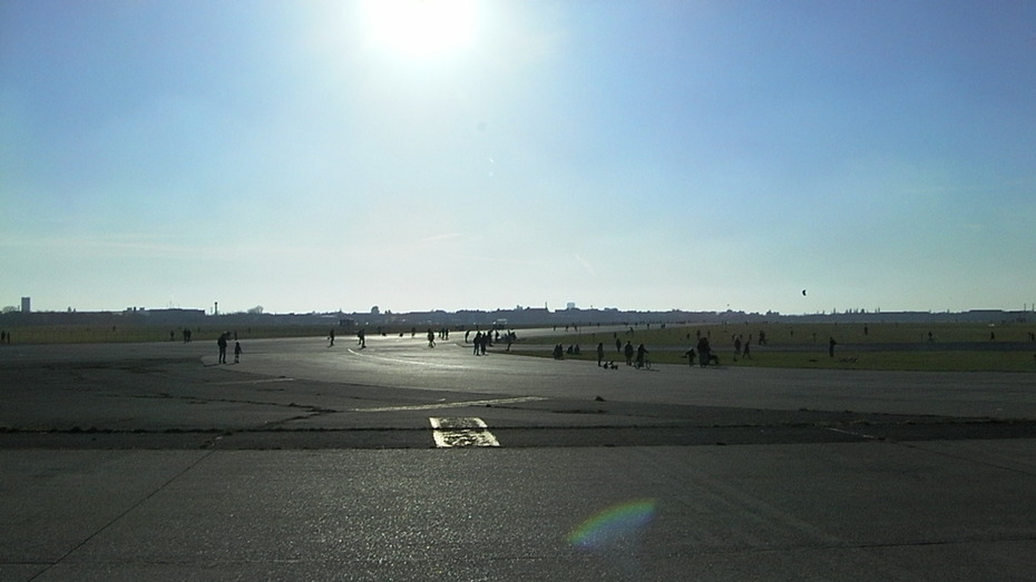 Tempelhofer Freiheit (ehemals Flughafen Tempelhof)
Quelle: J. Krois