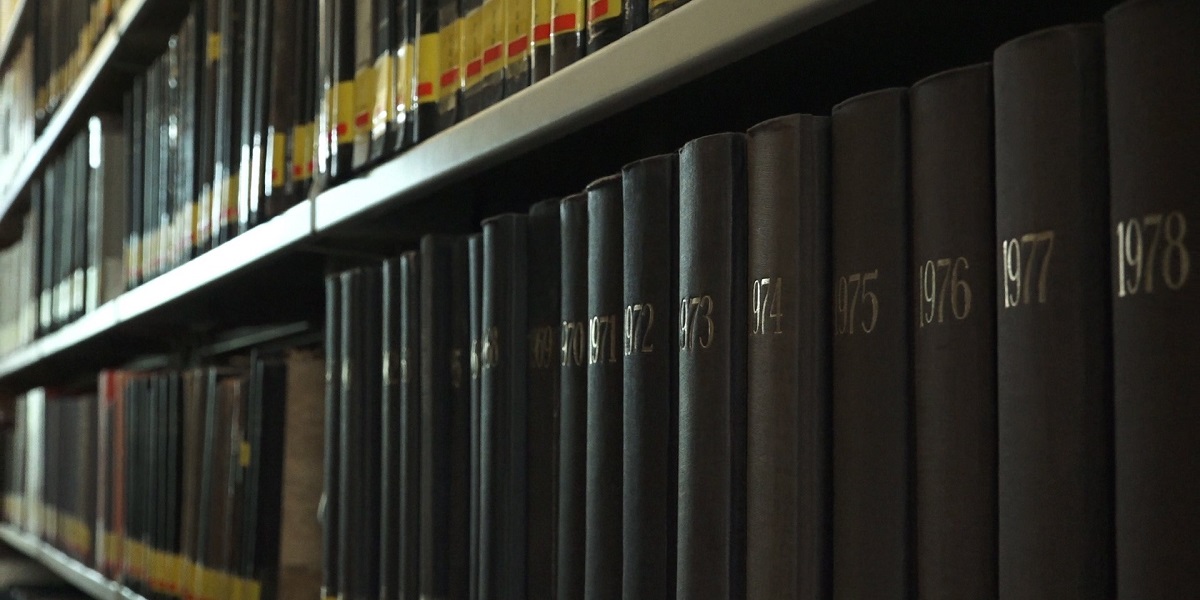 Bücher in der Bibliothek des Friedrich-Meinecke-Instituts