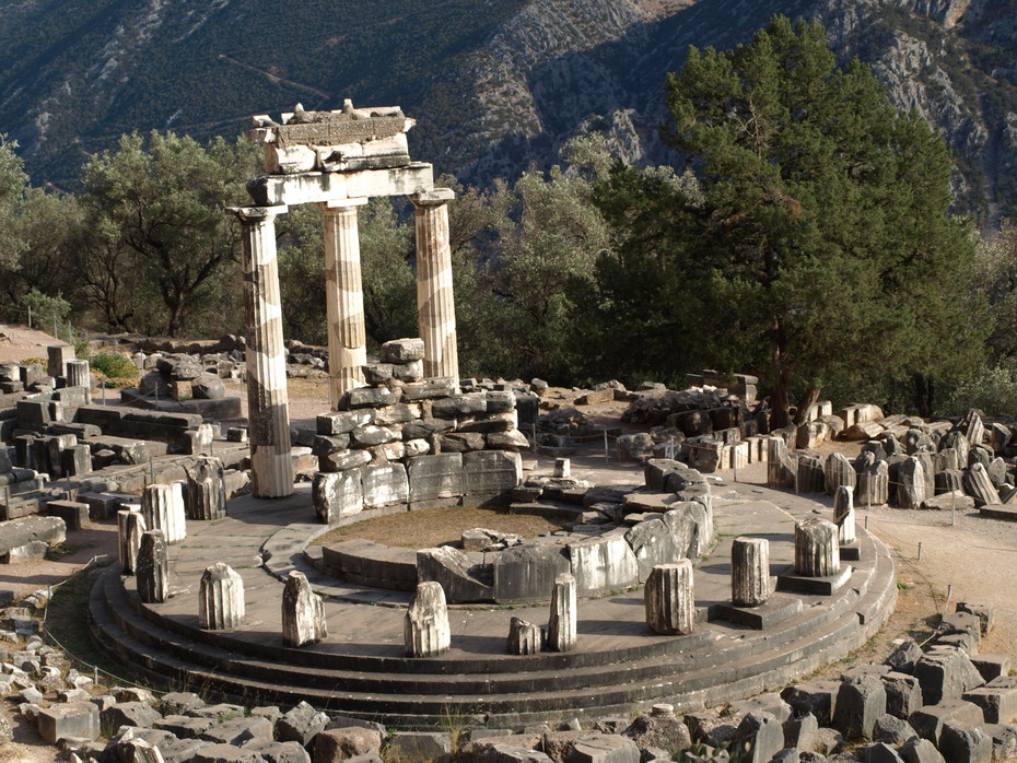Tholos im Heiligtum der Athena Pronaia (Teil des Orakels von Delphi)