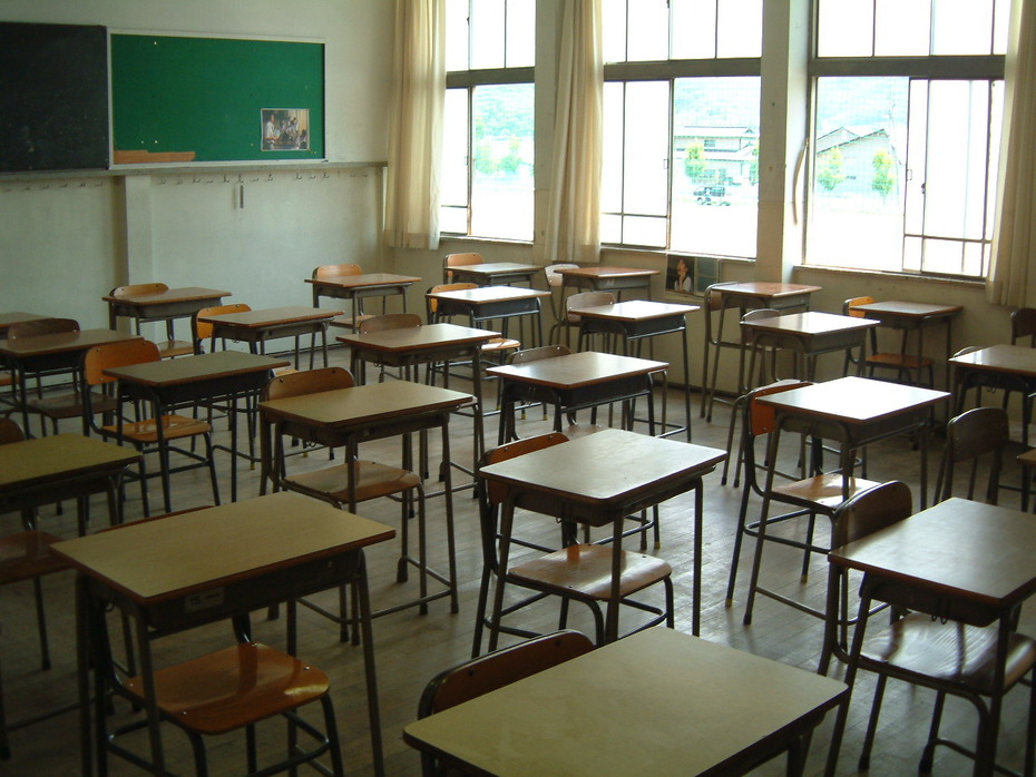 Typischer Klassenraum einer japanischen Oberschule