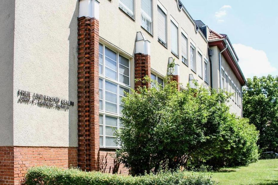 The building of the Kennedy Institute at Lansstraße 7-9 in Berlin-Dahlem