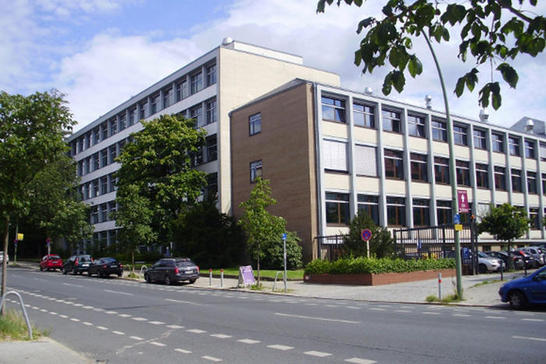Das Institut für Pharmazie in der Königin-Luise-Str. 2+4