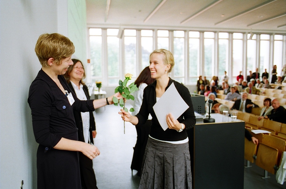 Absolventenverabschiedung am Institut für Publizistik- und Kommunikationswissenschaft (2008)
Quelle: Ansgar Koch