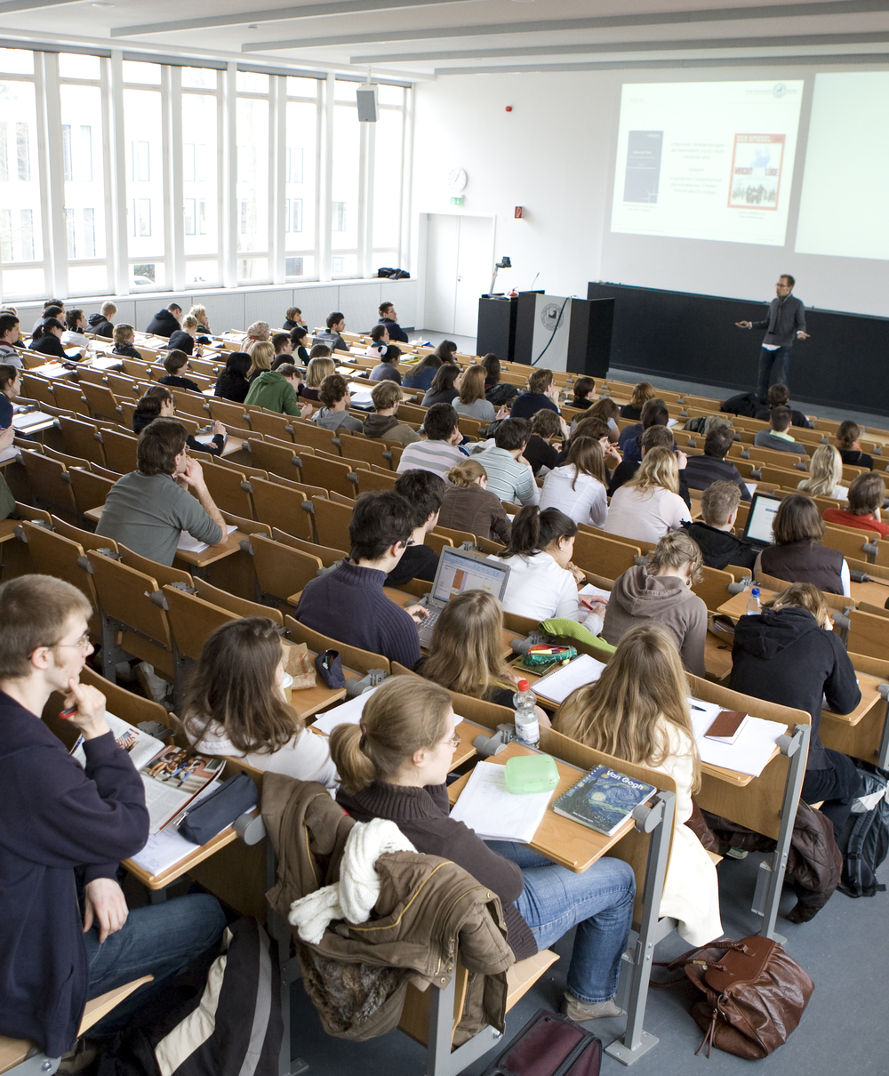 Studierende in einer Vorlesung
Quelle: Stefan Wolf Lucks